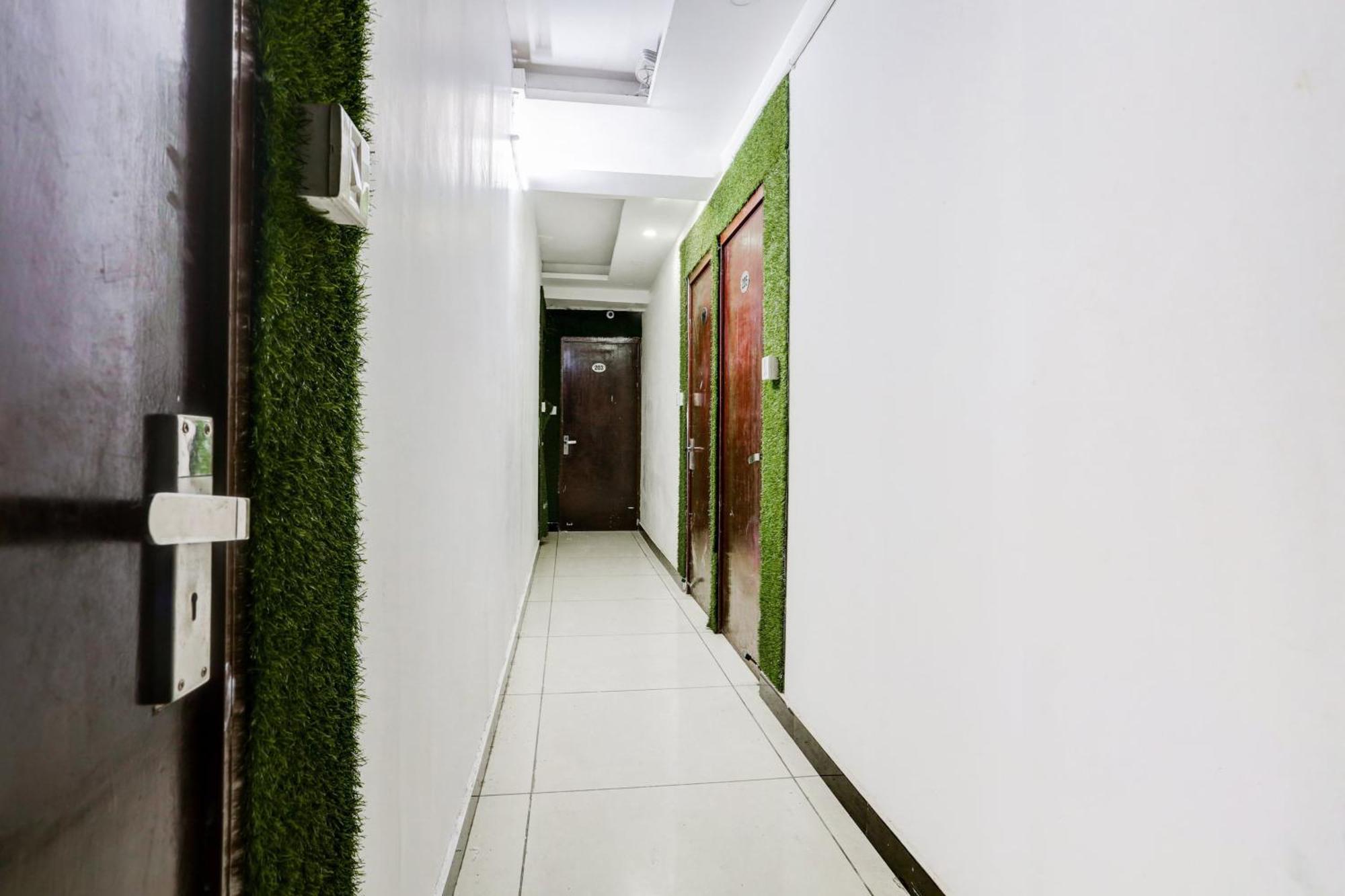 ניו דלהי Hotel Rk Plaza מראה חיצוני תמונה